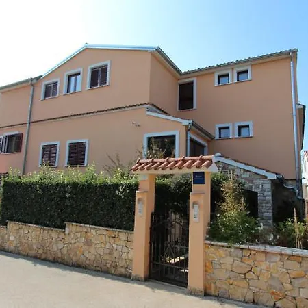 Apartments Villa Nikola Rovinj