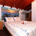 Nikola Apartment
