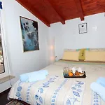 Nikola Apartment *