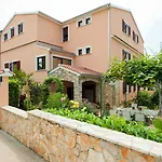 Apartment Nikola Rovinj